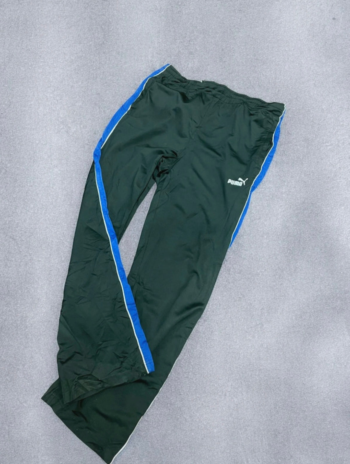 Puma Joggers - Black - M