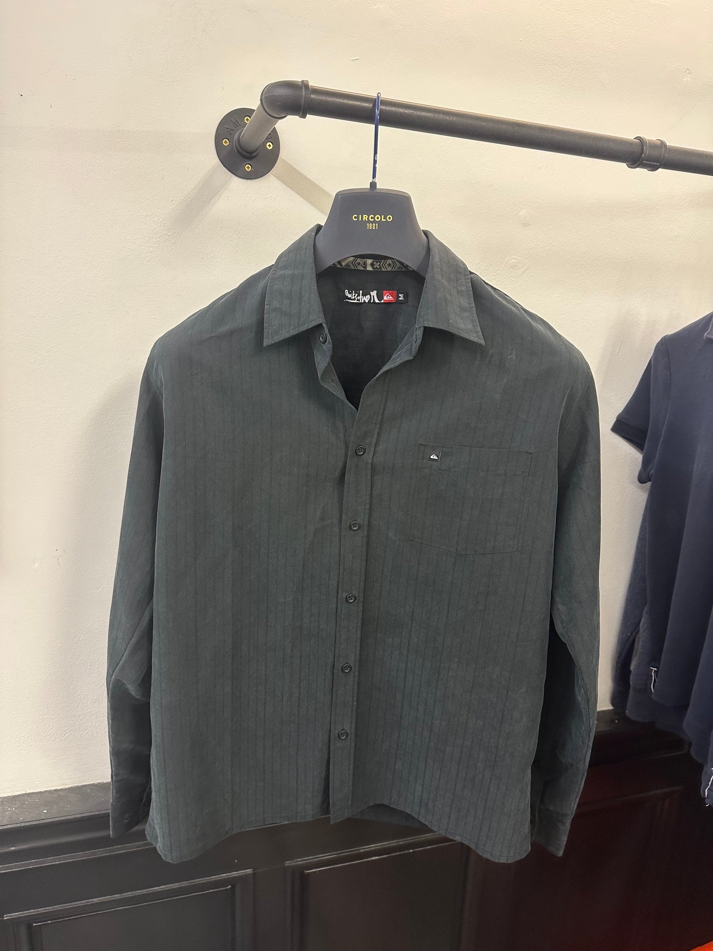 Quicksilver Shirt (M)