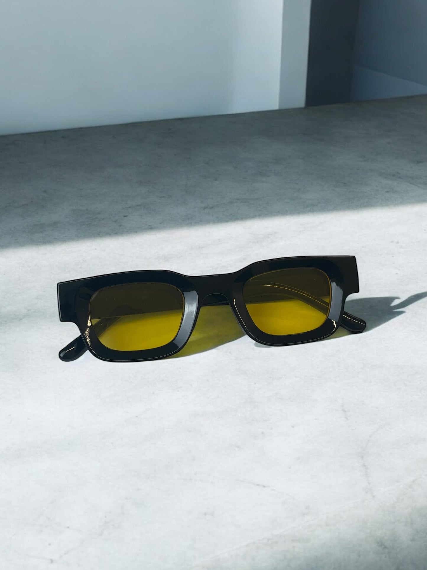 Y2K Black Yellow Sunglasses
