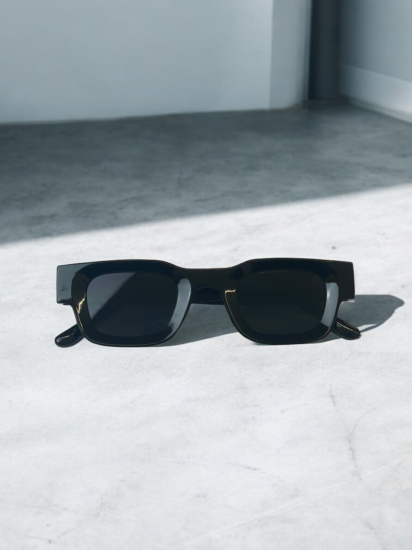 Y2K Black Sunglasses