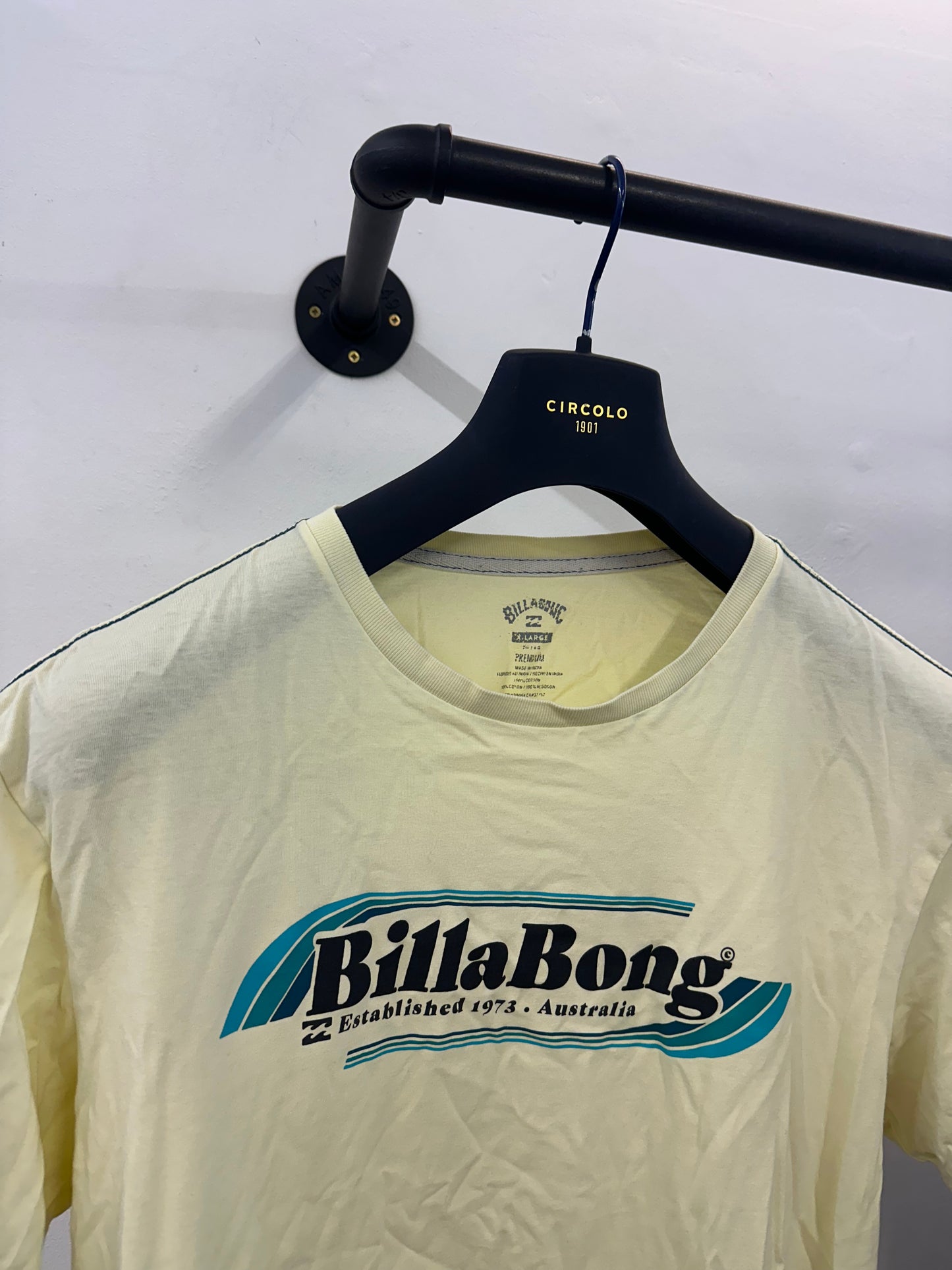 Billabong T-Shirt (XL)