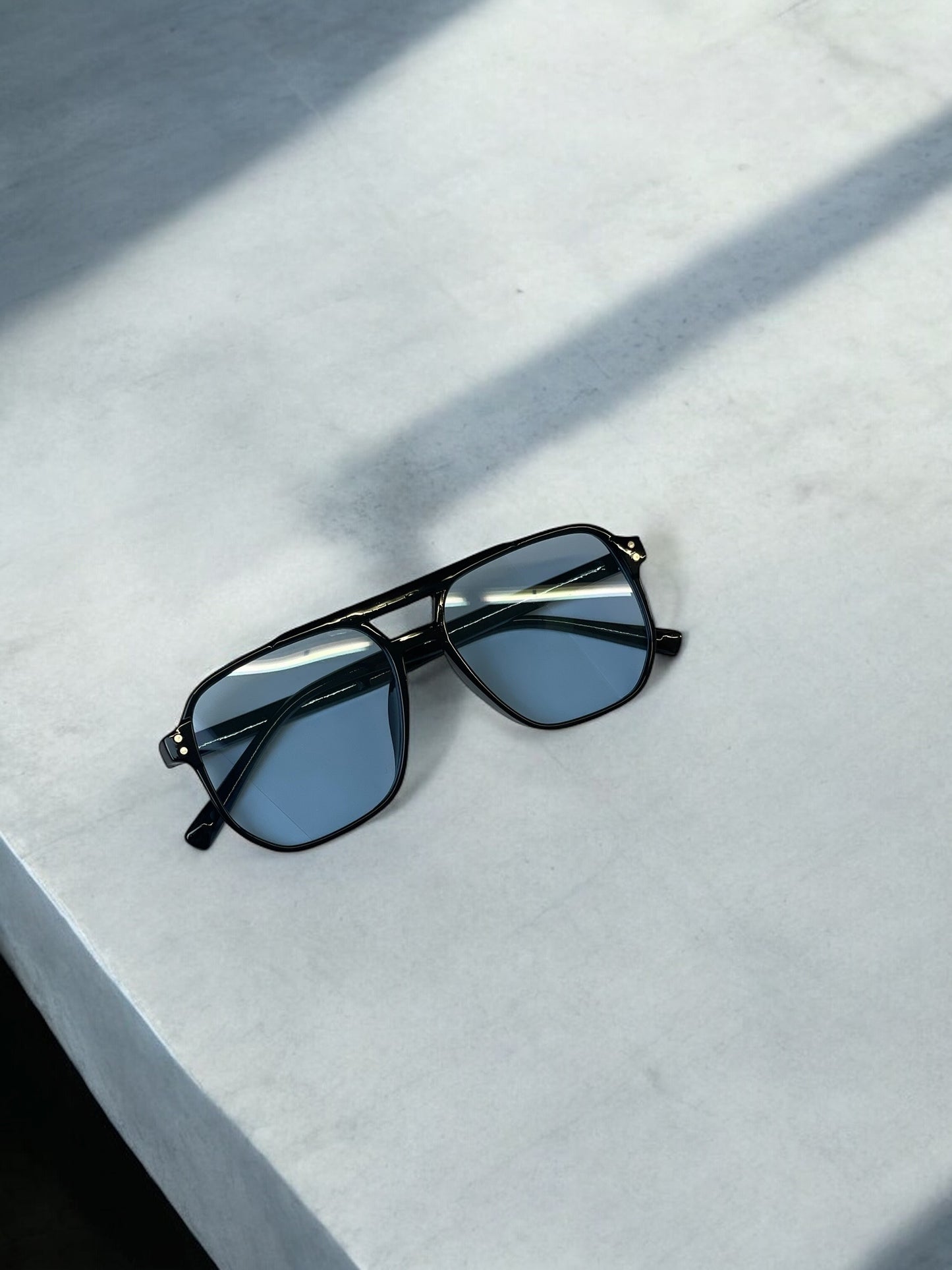 Y2K Blue Lense Sunglasses