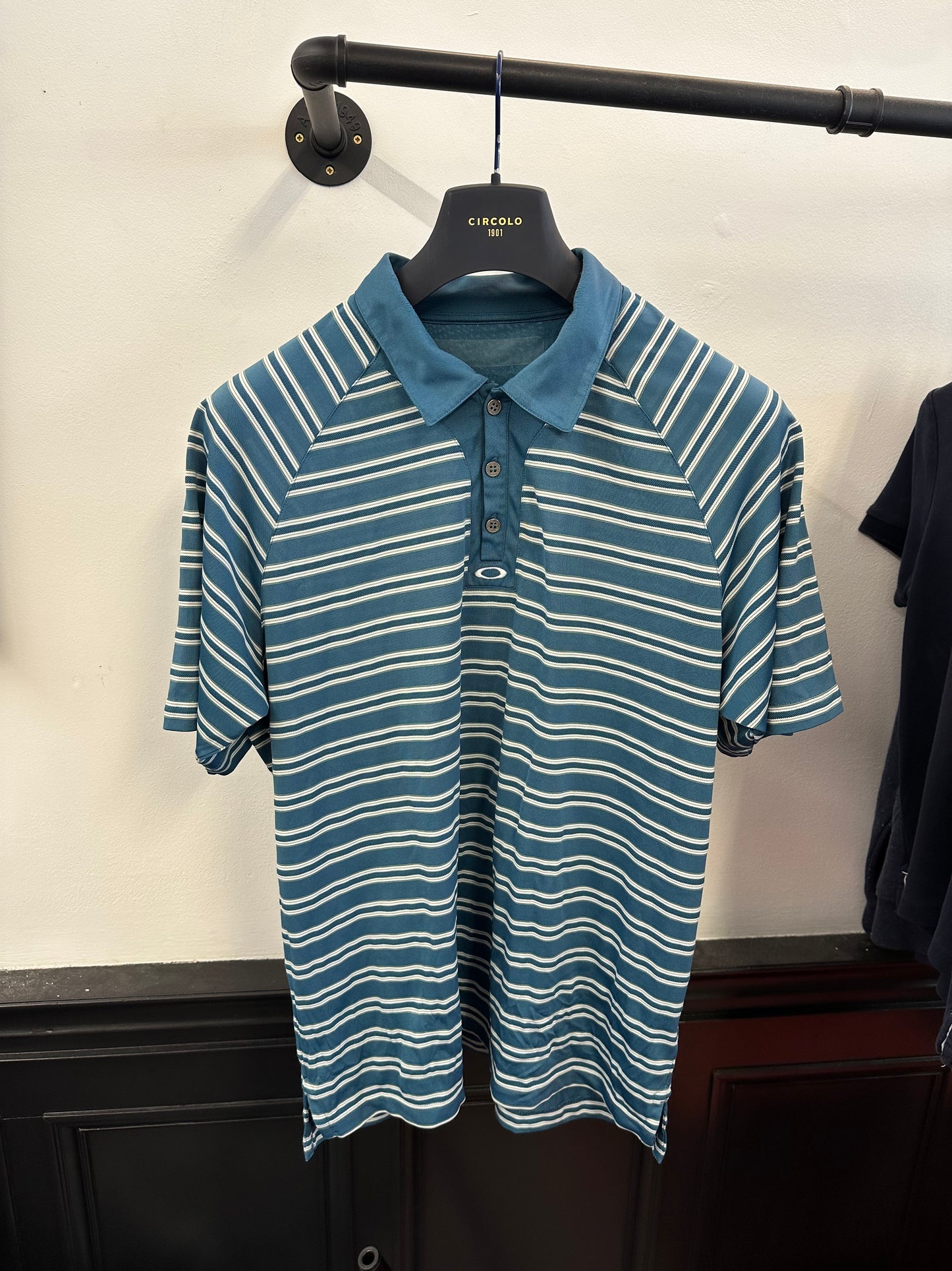 Y2K Oakley Polo (XL)