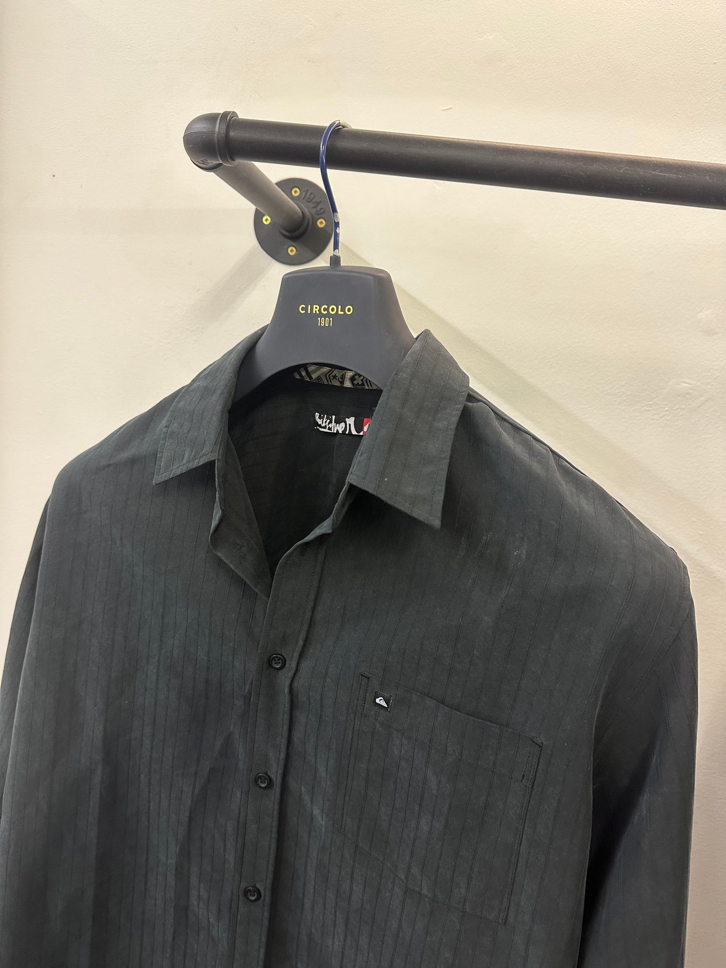 Quicksilver Shirt (M)