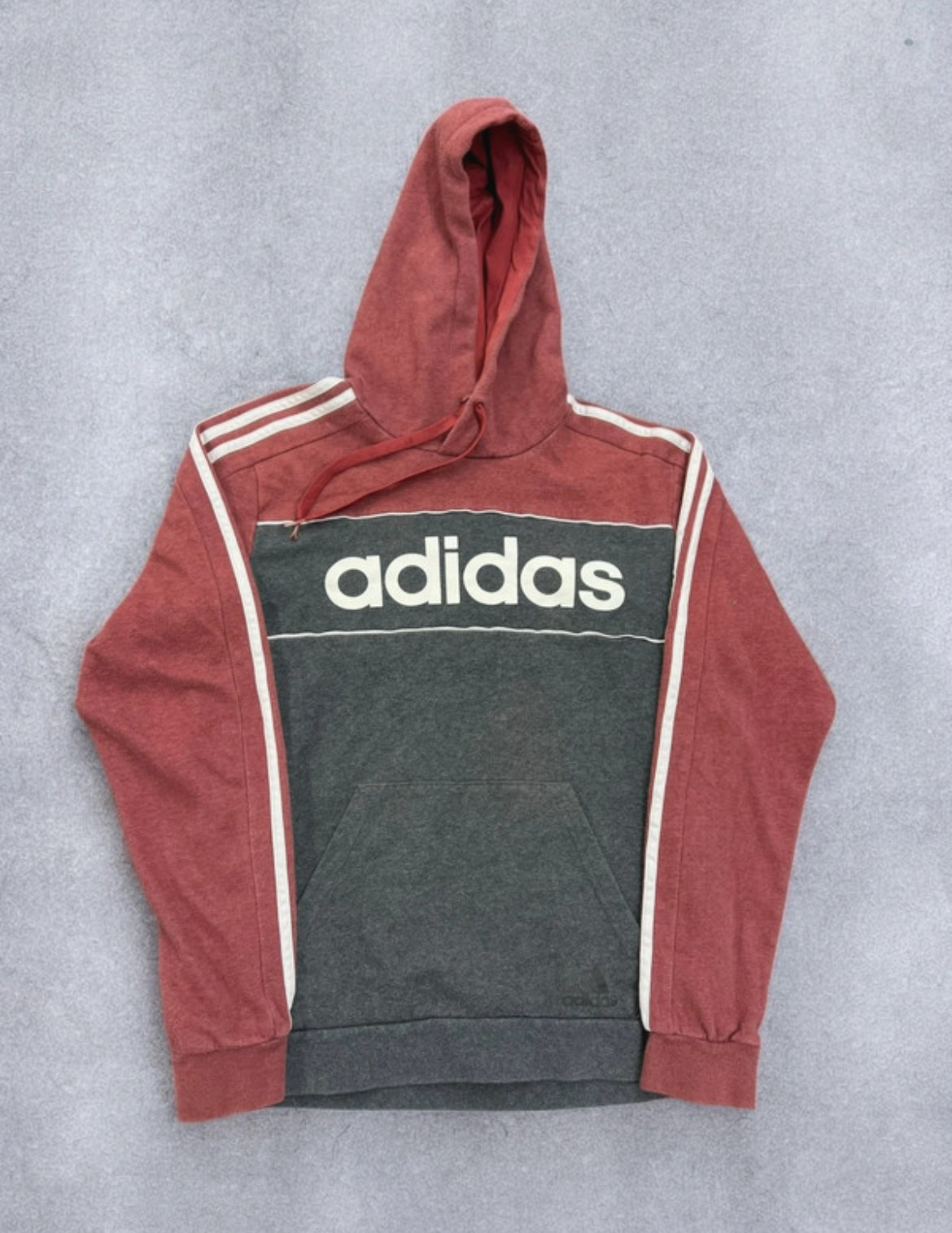 Adidas Hoodie (M)