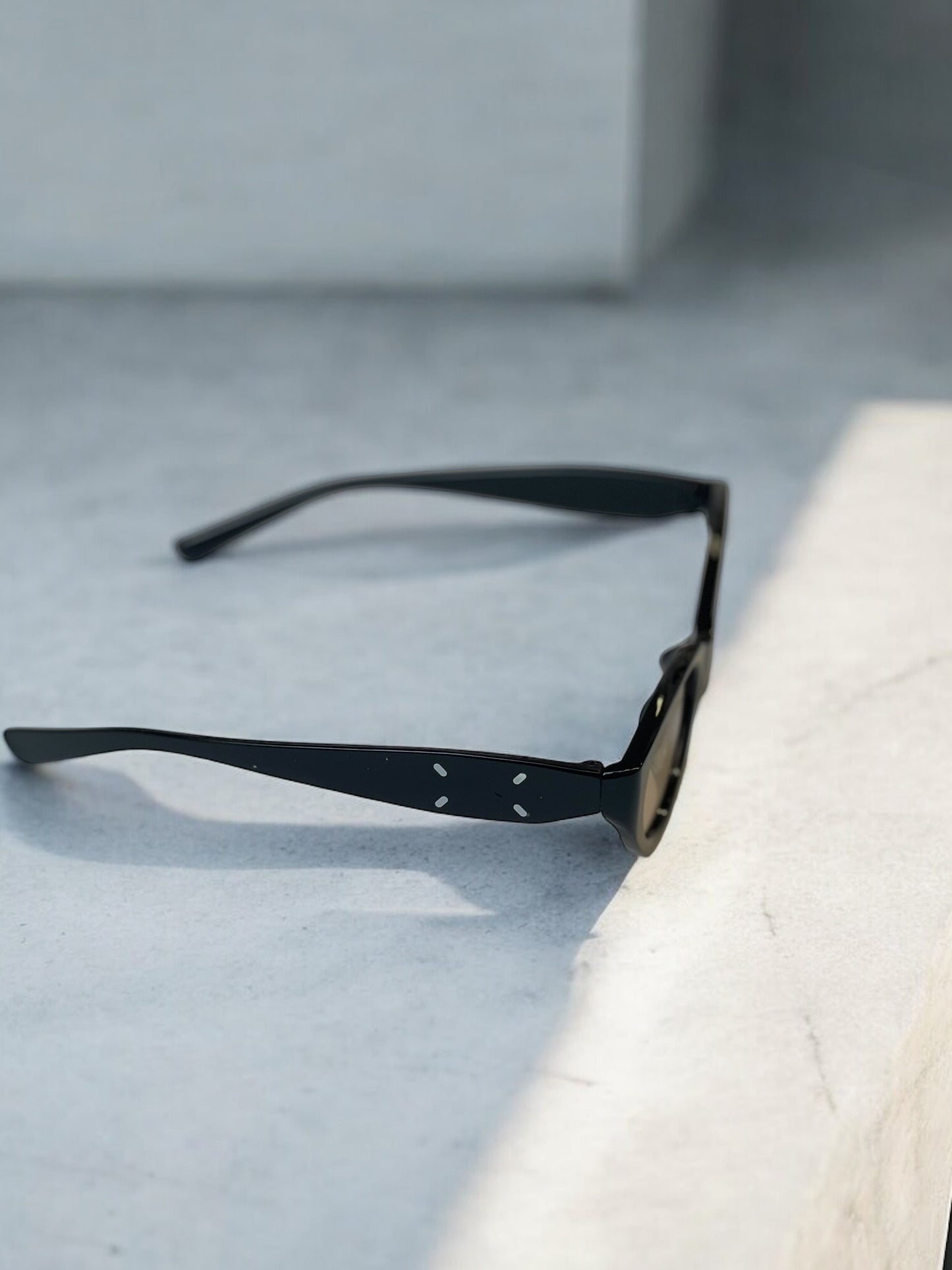 Y2K Black Sunglasses