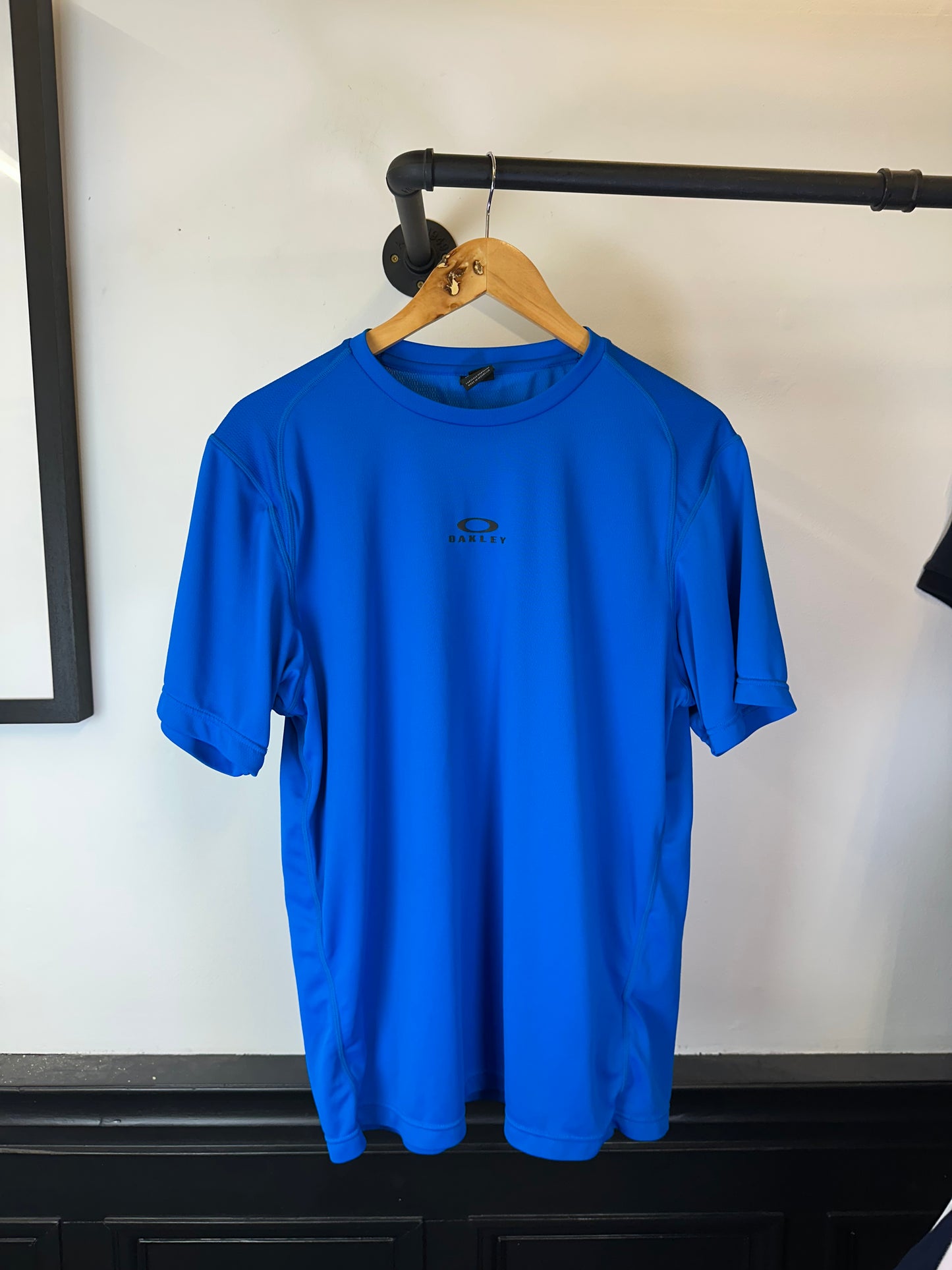 Oakley active t shirt (XL)