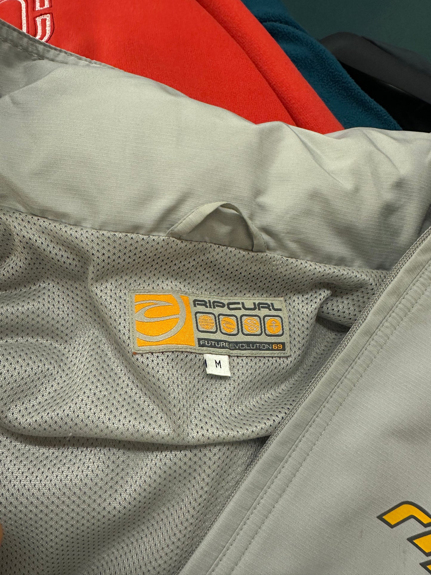 Y2K Rip Curl Windbreaker (M)