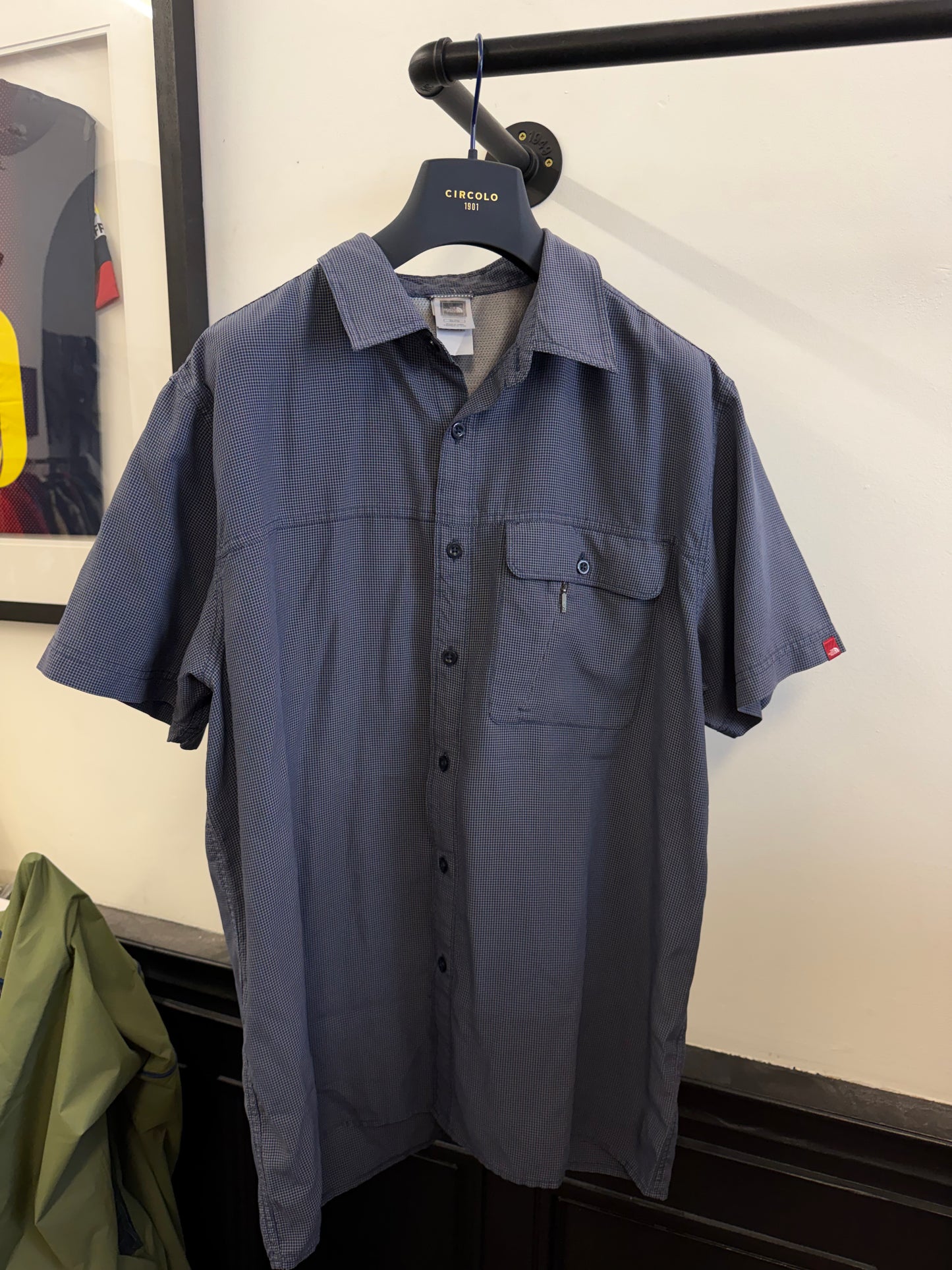 The North Face Shirt (XL)