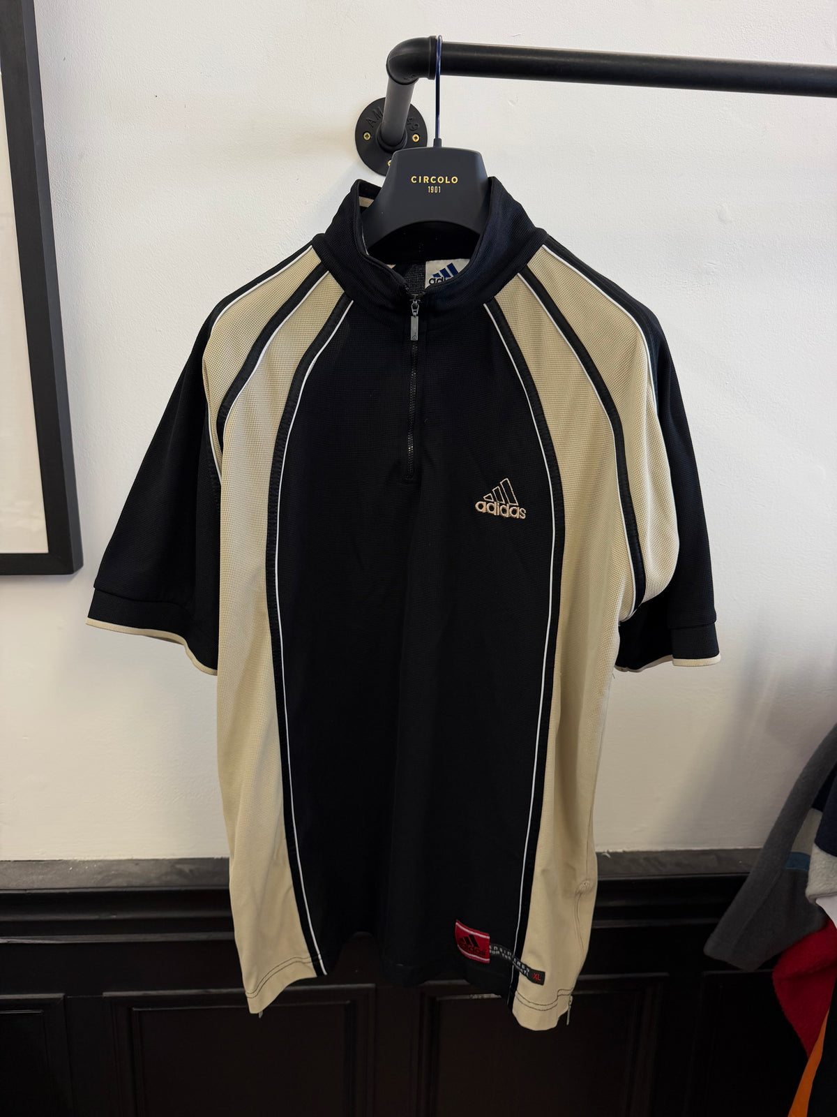 Vintage Adidas polo top (XL)