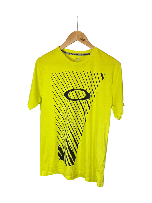 Oakley t shirt (M)