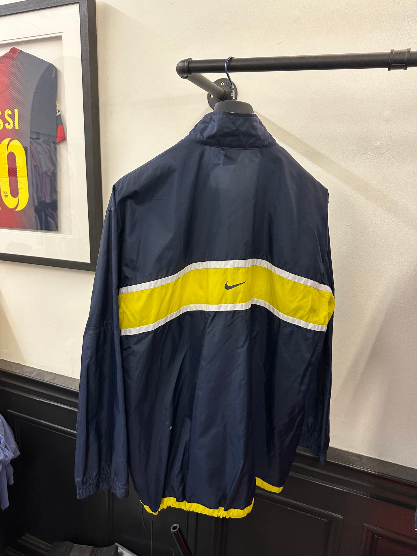 Retro Nike Windbreaker (XL)