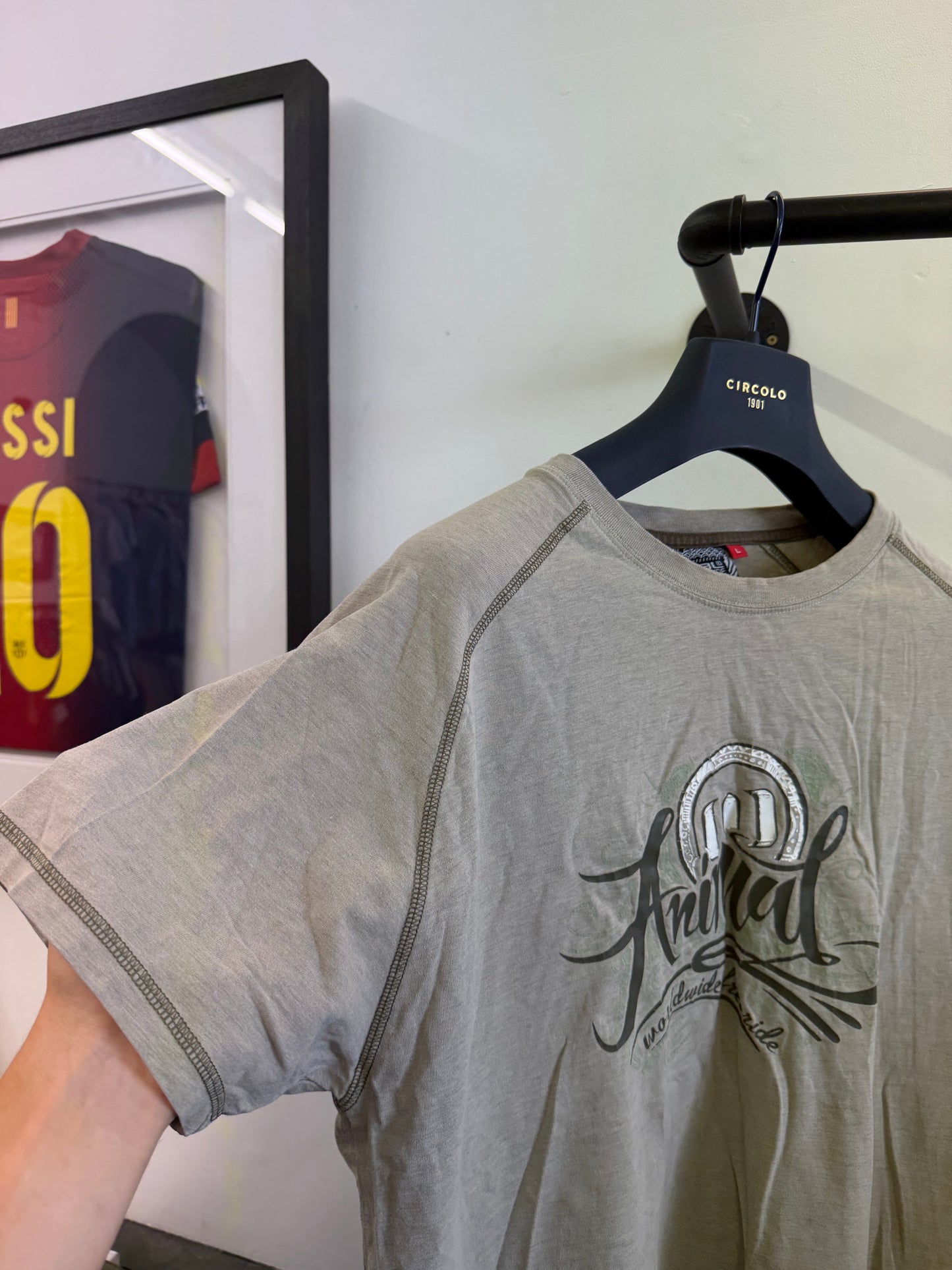 Retro Animal T-Shirt (L)