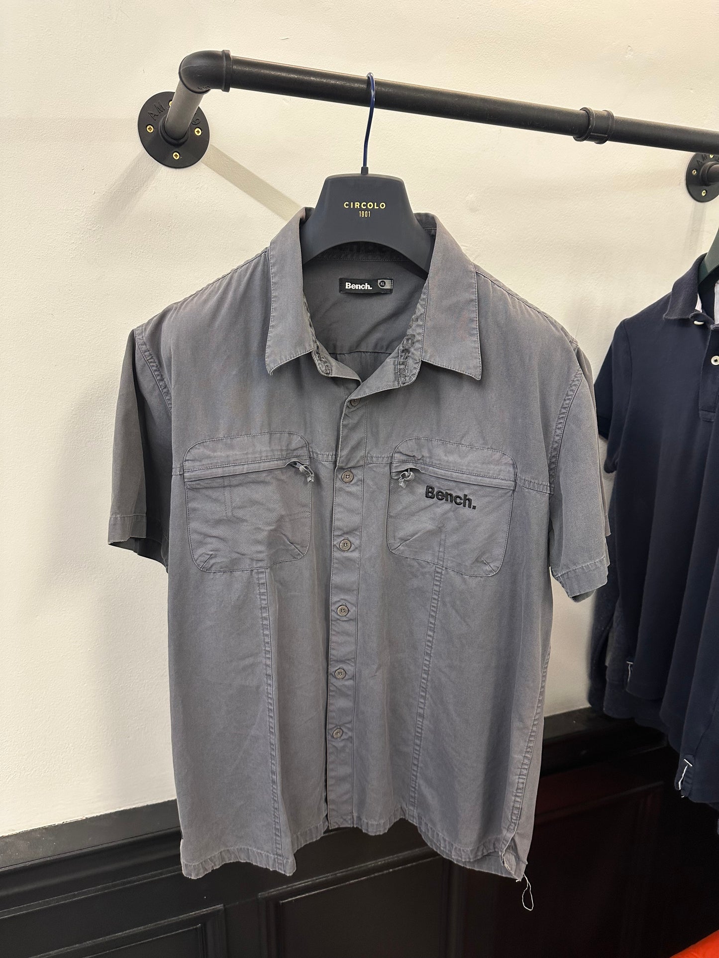 Bench Utility Shirt (XL)