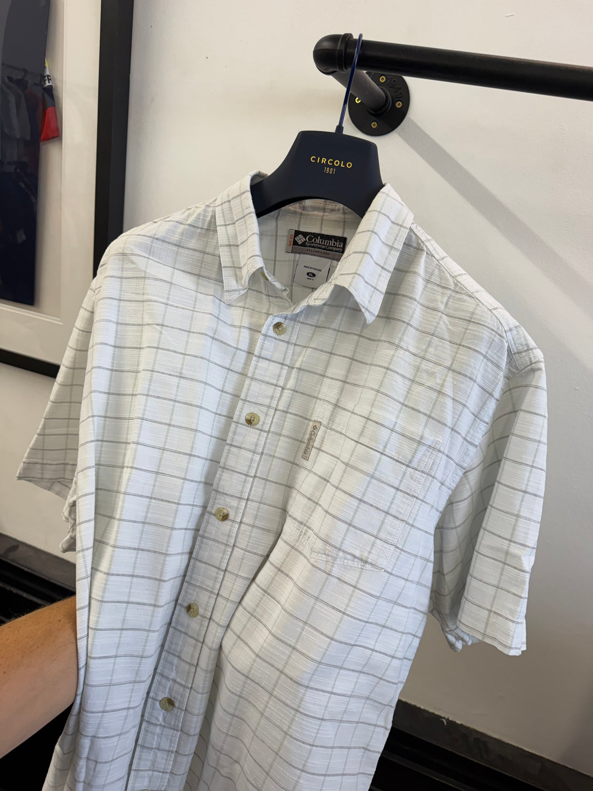 Columbia shirt (XL)