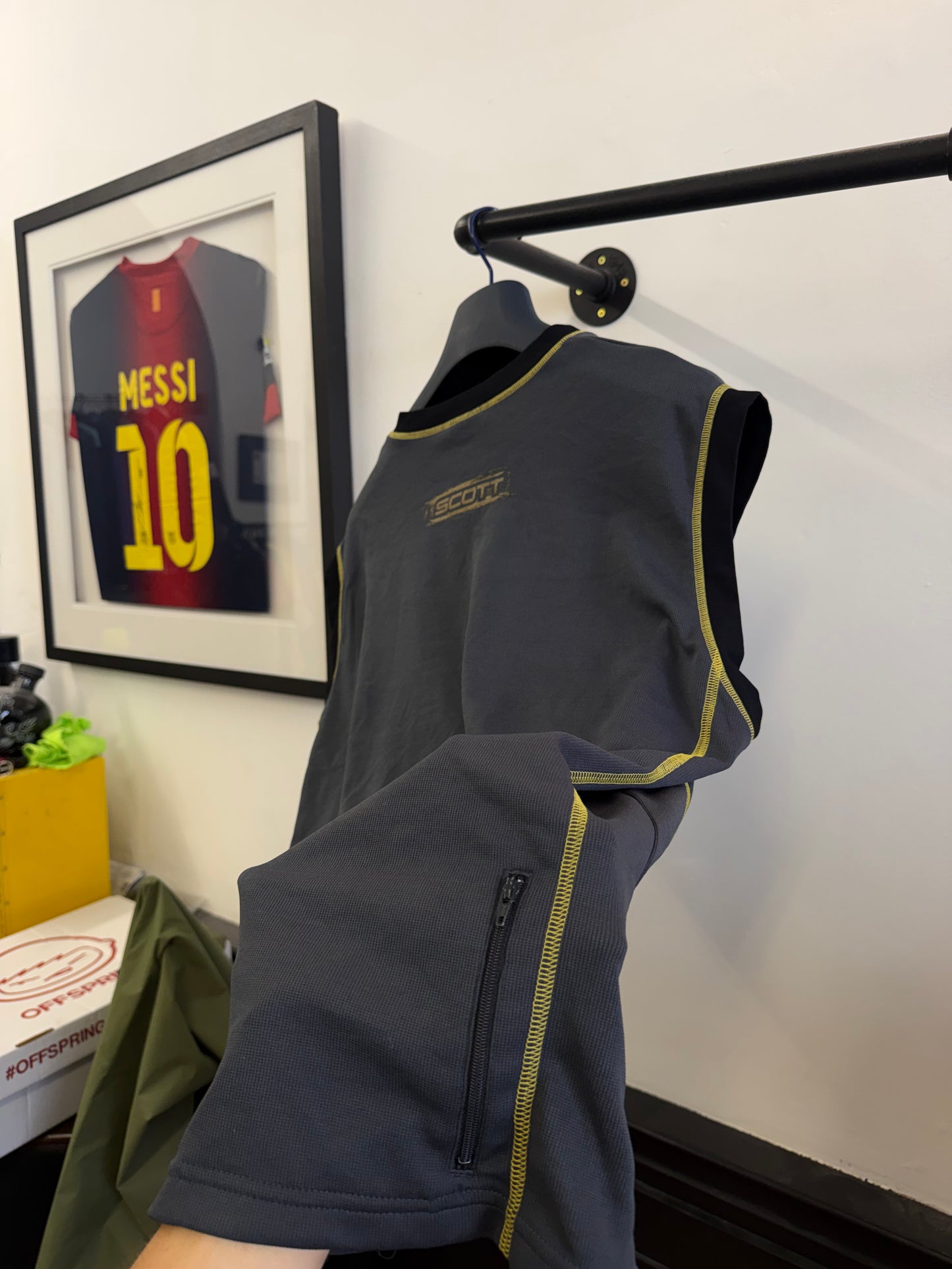 Retro Scott Vest (XL)