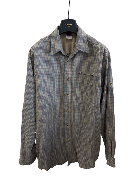The North face shirt (L)