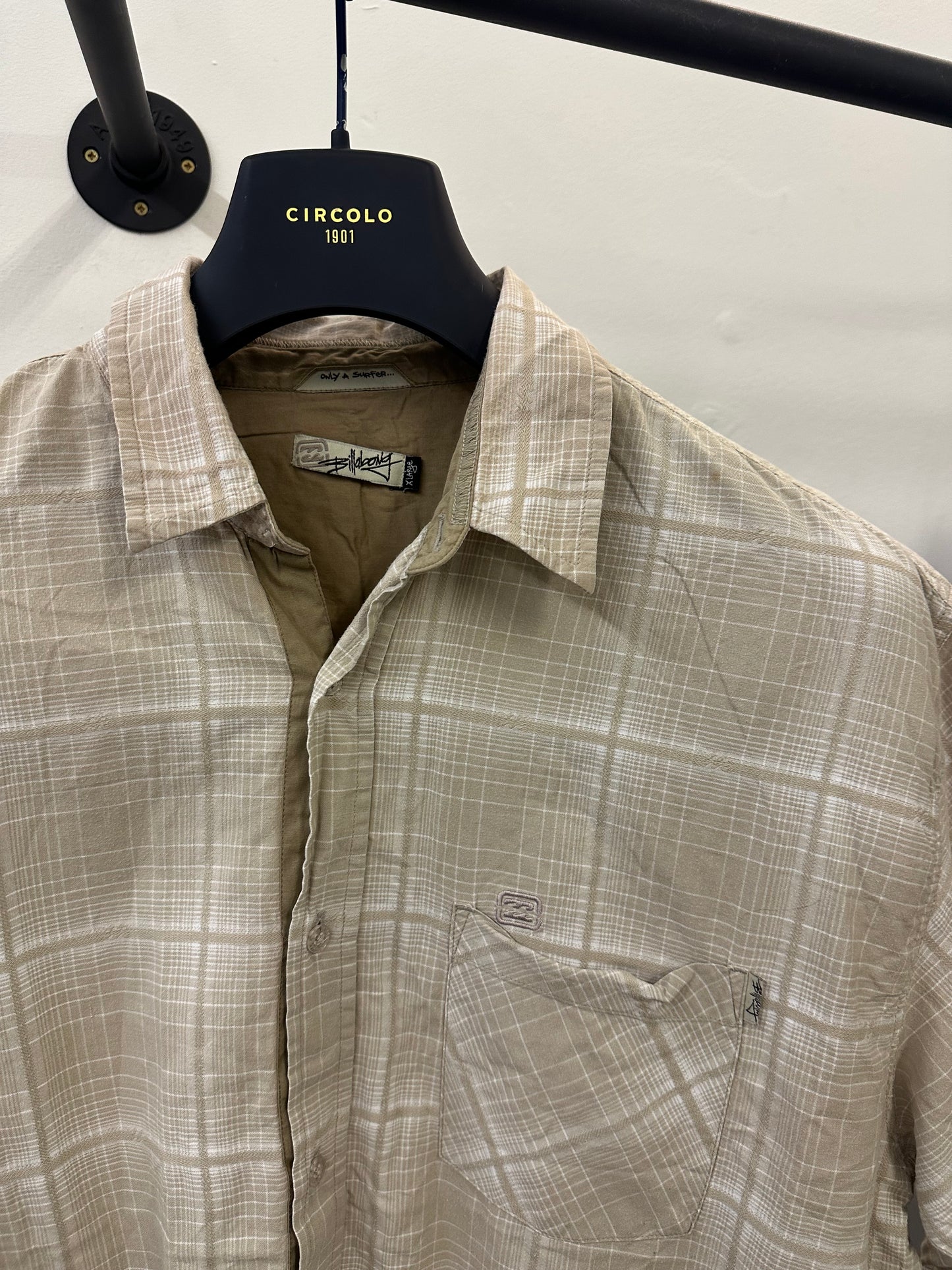 Billabong Shirt (XL)