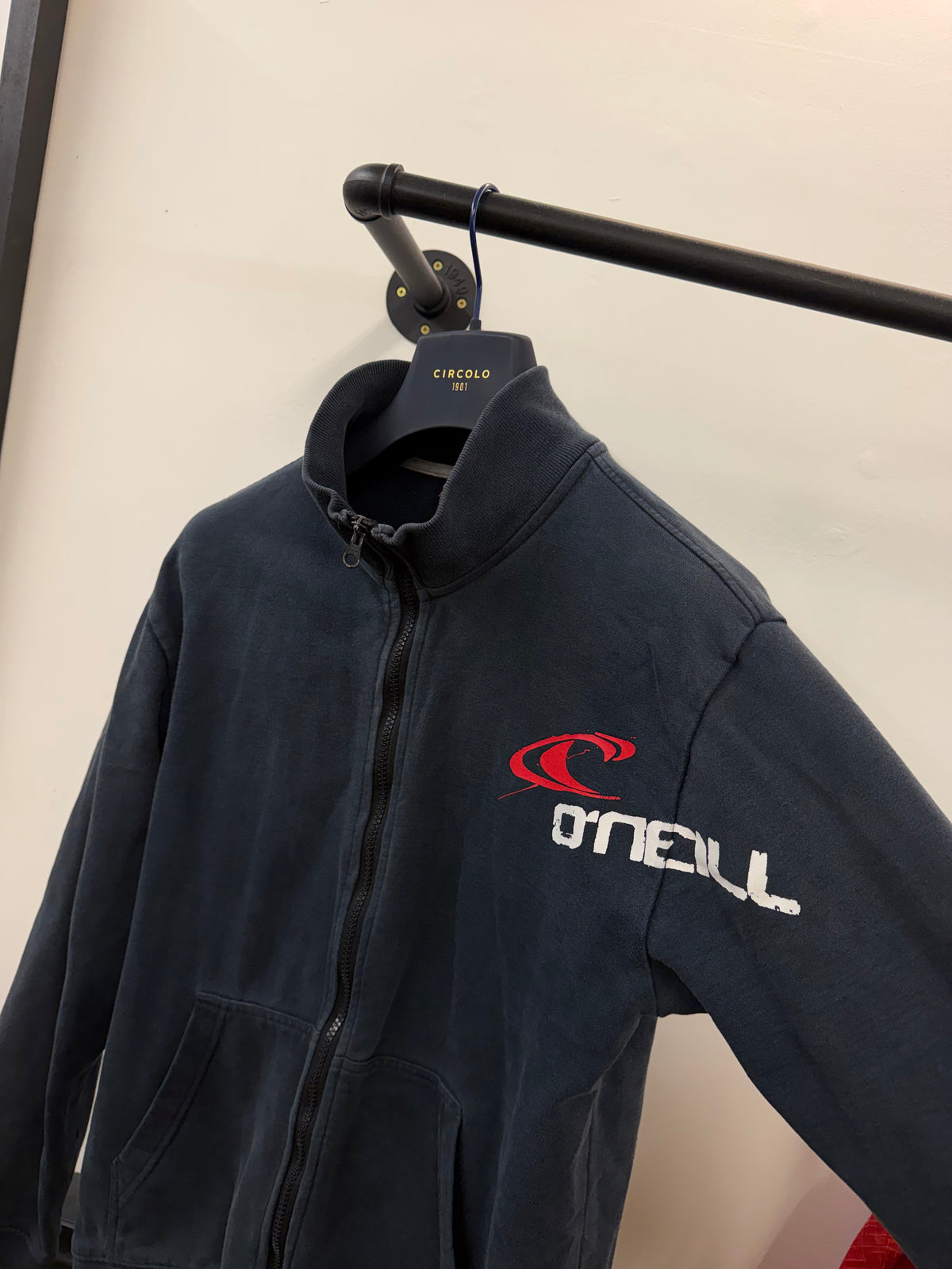 O’Neill jumper (L)