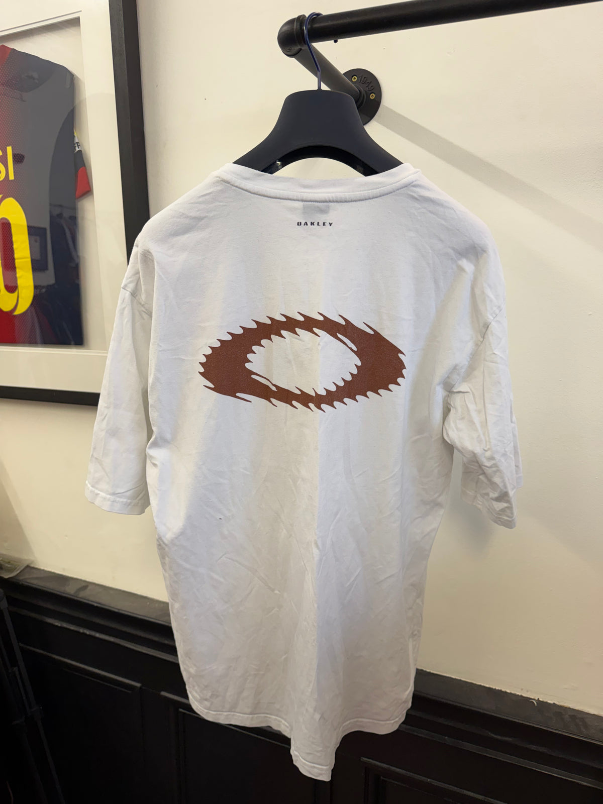 Oakley T-shirt (L)