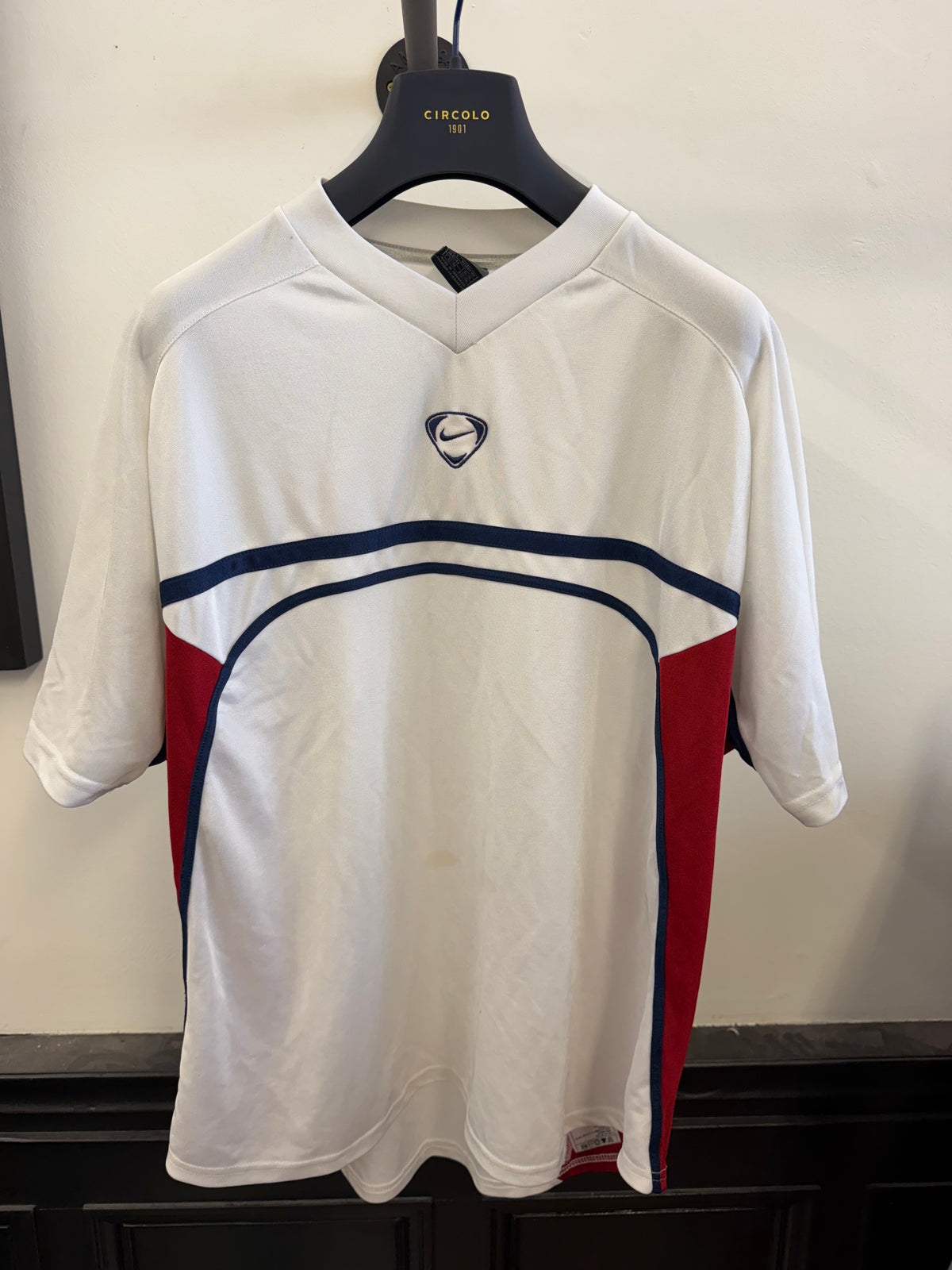 Retro Nike T-Shirt (L)