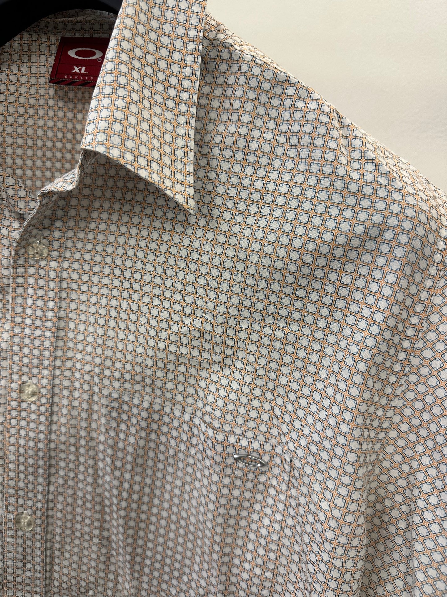 Vintage Oakley Shirt (XL)