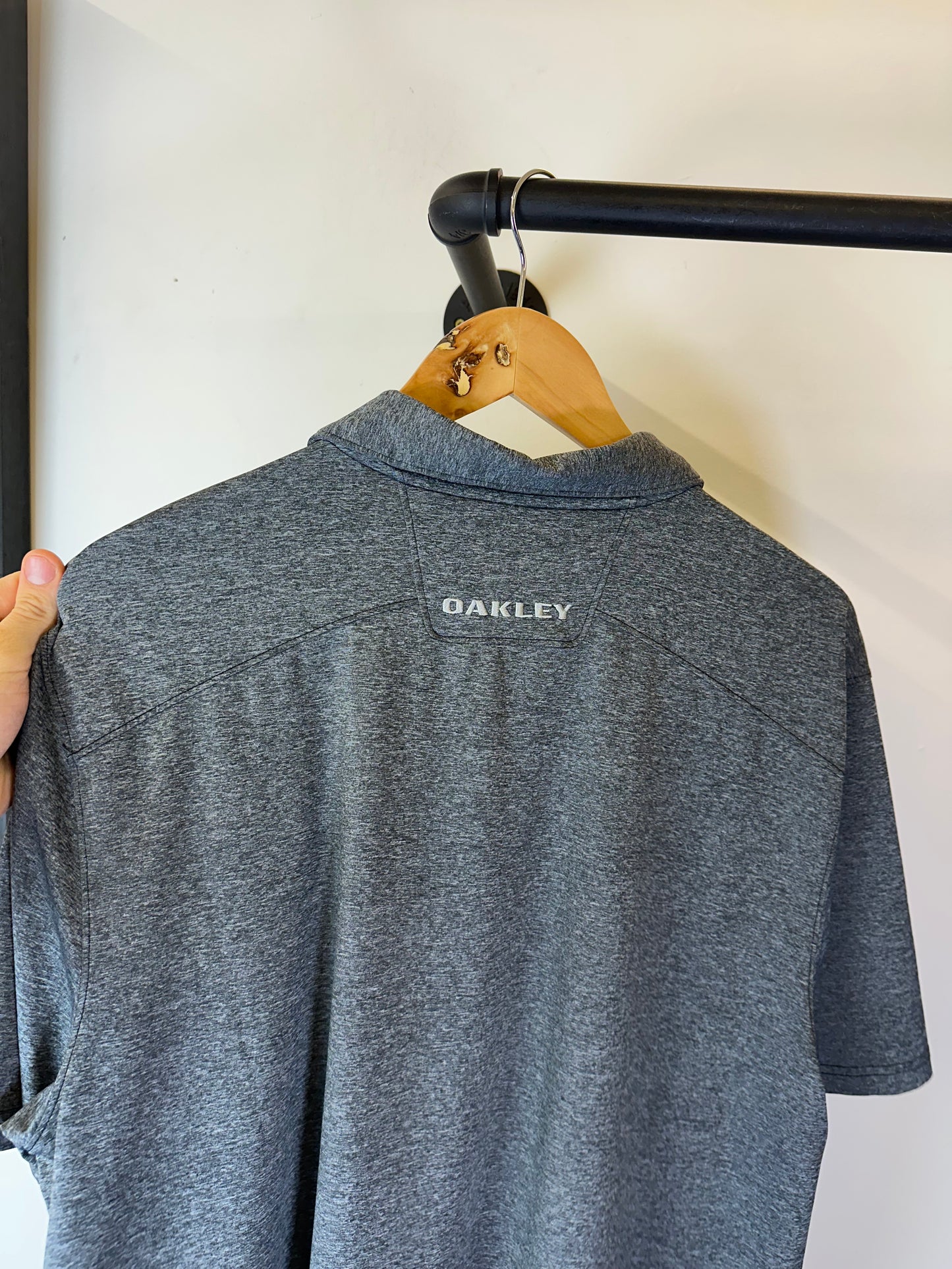 Oakley polo top (XL)