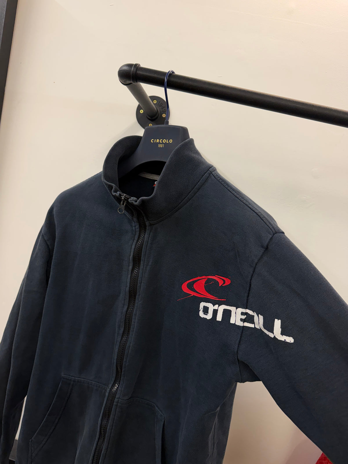 O’Neill jumper (L)